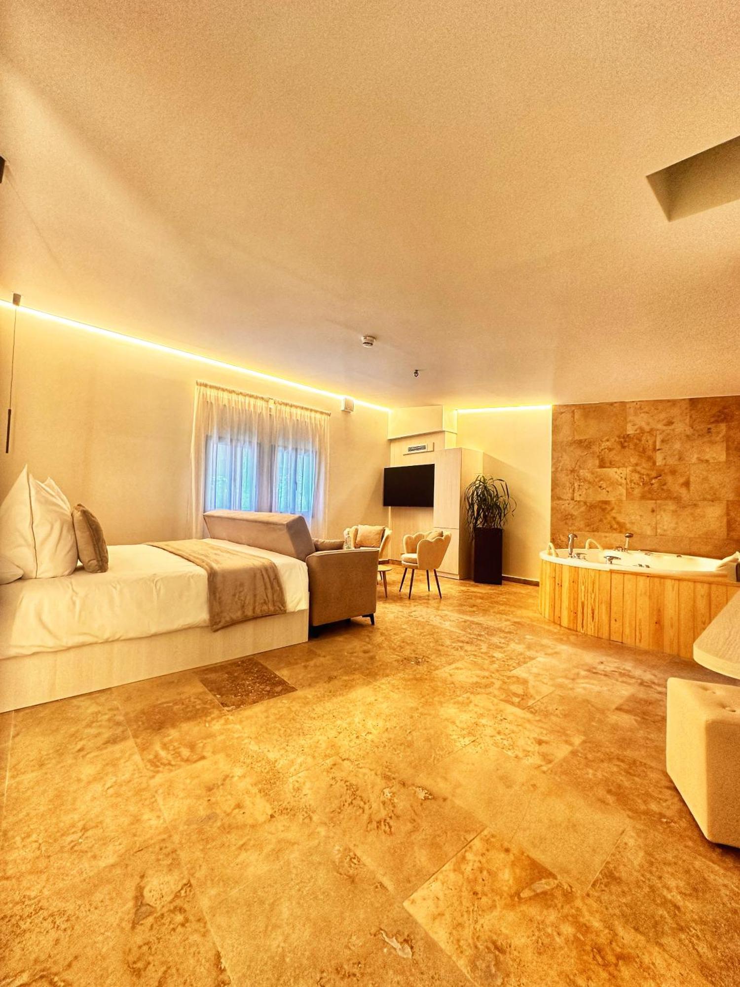 Boutique Hotel Comtal Empuries Roses Exterior foto