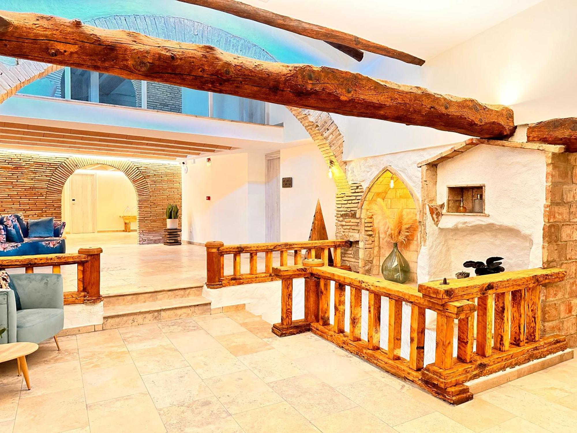 Boutique Hotel Comtal Empuries Roses Exterior foto