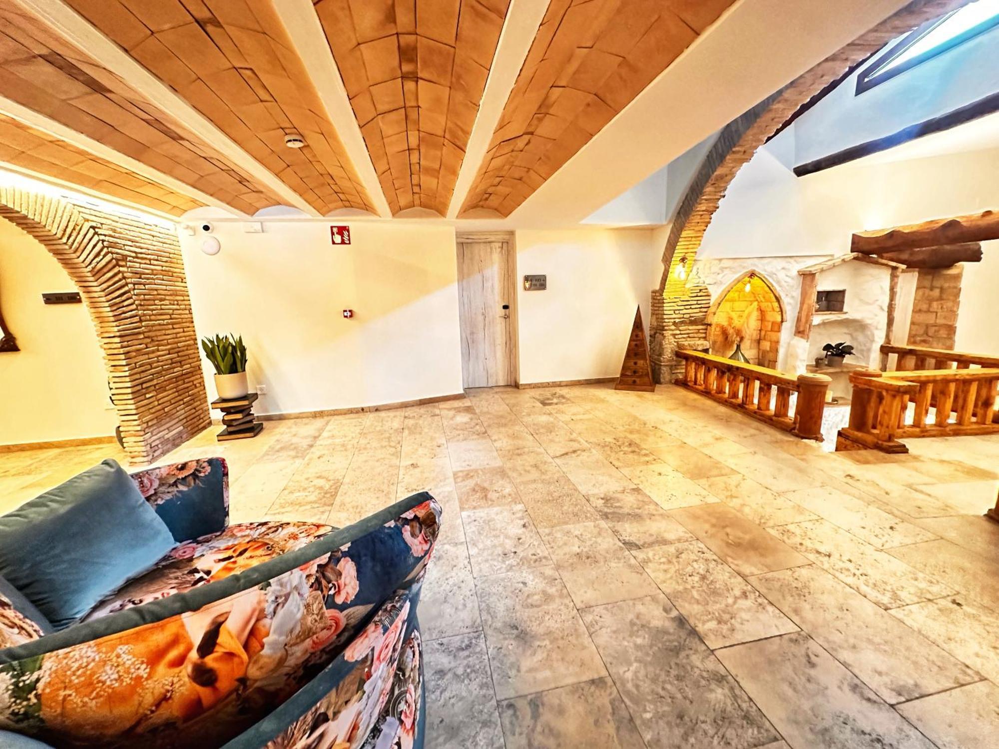 Boutique Hotel Comtal Empuries Roses Exterior foto